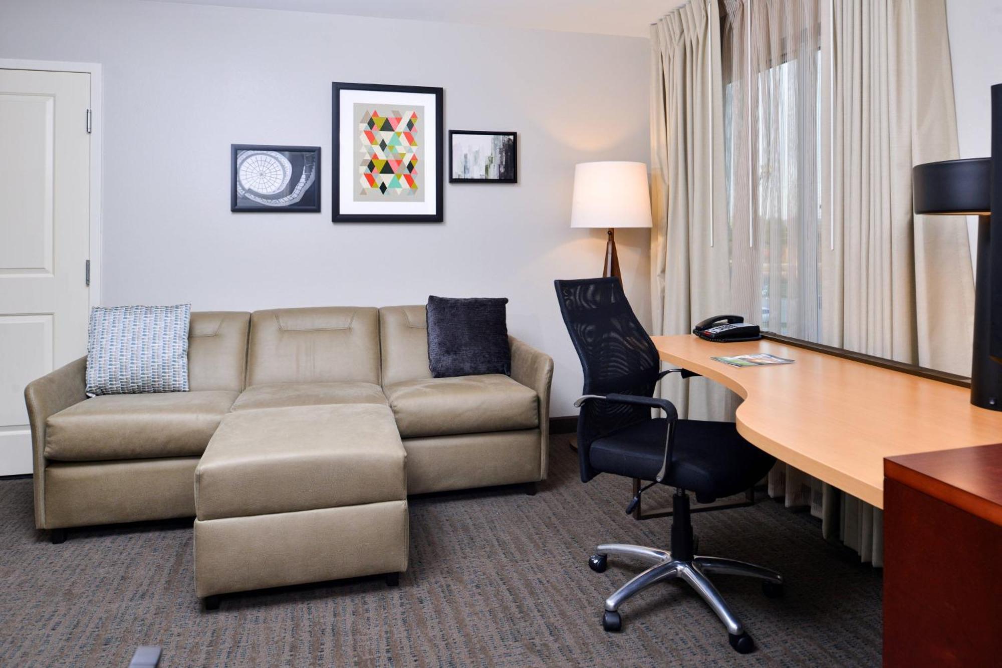 Hotel By Marriott 3*
